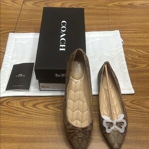 Coach Annabel Signature Ballet Flats with Bow Details (NIB)